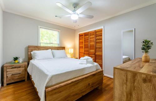 Southern Charm 2BR Greensboro Nest - Foto 42