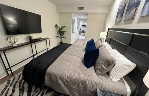 Century City Cozy 3 Bedroom Apartment with Parking 302,303 - Foto 55