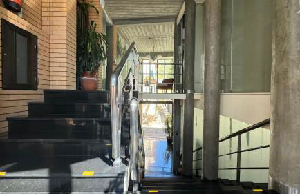 The Modern & Recycled House - Photo 47