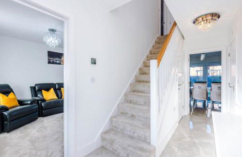 Hasting's House by YourStays - 3 Bedroom House in Stoke-on-Trent - Foto 48