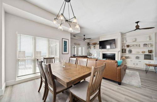 Jaw-dropping bayfront home with panoramic water views, boat slip, and cowboy pool - Foto 23