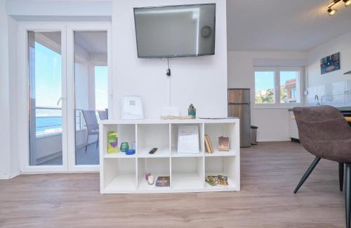 Queen's Lodge Mastrinka by Litto - Photo 56