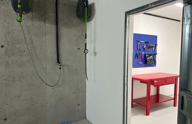 Bernina Suites -2min walk to Bernina Exp - Photo 38