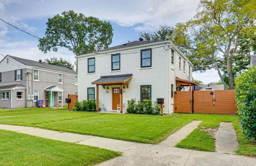 Dtwn Retreat with Game Room! Walk to Hampton Park - Foto 26