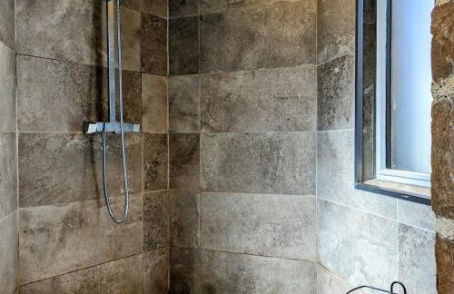 Cabane de Vigne en Auvergne pour Escapade Romantique - FR-1-582-74 - Foto 8