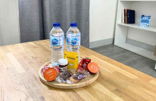 Henri en scène - Charme & Confort en Hypercentre Chartres - Au pied de la Cathédrale - Foto 8