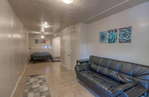 Modern and Quiet Living Central - Foto 19