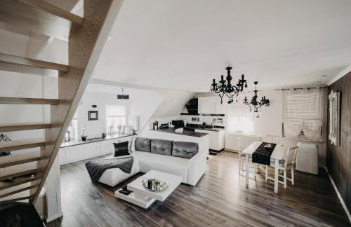 Apartament Rynek Pniewy - Foto 1