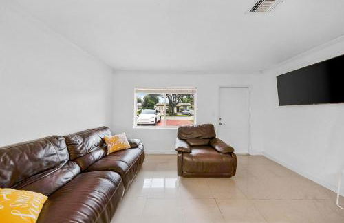 Casa Neisy Florida 10 minutes from Hollywood Beach and Hard Rock Hotel & Casino Hollywood - Foto 25