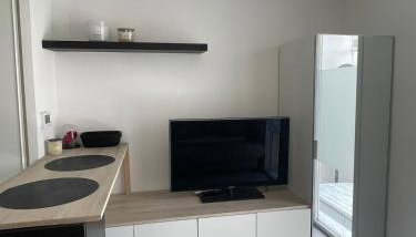 Charmant appartement avec place de parking privée - Foto 1