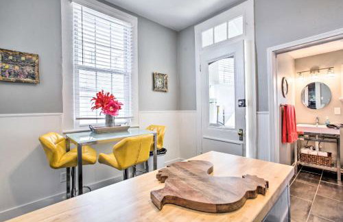 Uptown NOLA Apt on Magazine Street with Backyard! - Photo 12