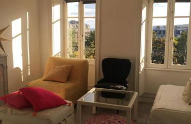 Le Jardin Darcy Liberté Hyper centre gare-ville parking public payant dans la rue - Foto 1