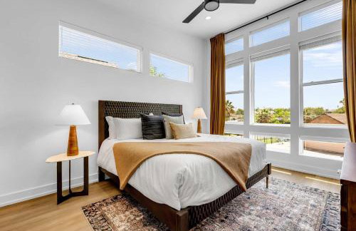 Lakefront Stay for 16 with Pool Dock & Game Room - Foto 41