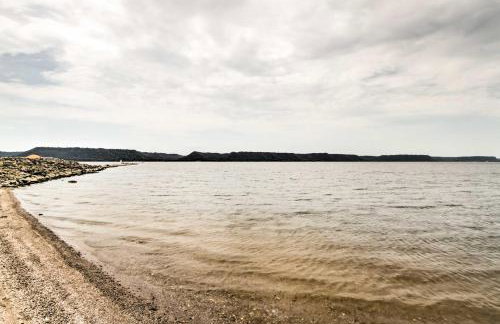 Lake Pepin Cottage with Patio - Walk to the Marina! - Foto 25