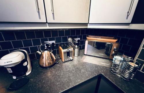 The Duff 1 Bed Flat Walk to Marina Shops and Train - Foto 3