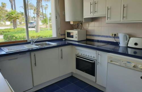 Casitamar frontline beach house rental Casares Costa near Estepona - Photo 21