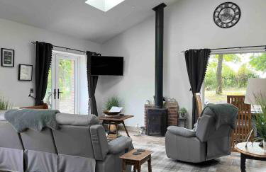 Lodge with log burner Contractors business private parking free Wi-Fi near M4 - Foto 43