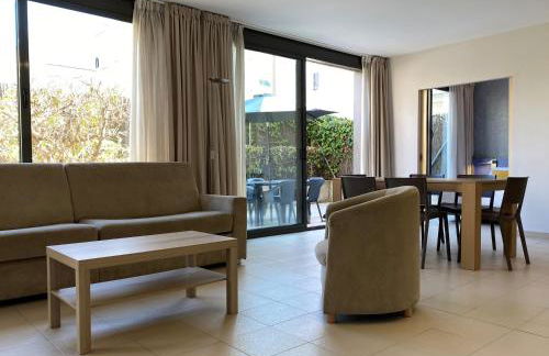 Atenea Park - Suites Apartments - Photo 116