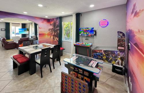 Vacay Spot Happy Escape 15 Min Beach Massage Shower Prime LOC! 6 blocks away from Bars, Nite Clubs, Res, Shops - Photo 22