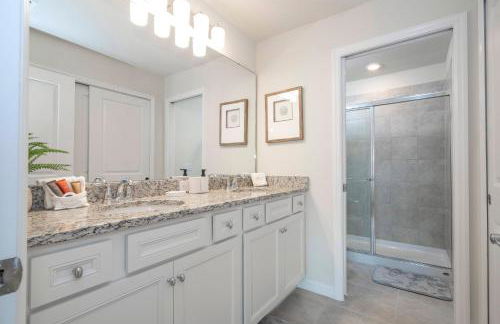 Brand New! Windsor Island 5BR Cozy Home Wpool/spa - Foto 107