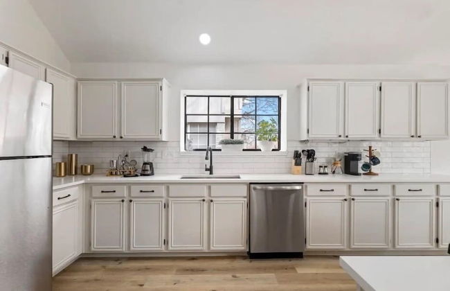 The Bonnie - 5 Bed Near Everything - Foto 14