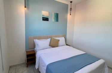 Lindo apartamento! 2 quartos com suíte, 2 ar condicionado, churrasqueira, garagem - Foto 1