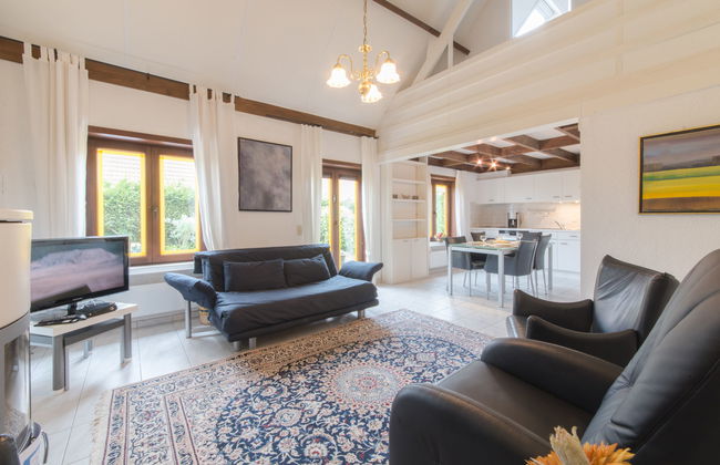 V54 - with parking - Photo 12