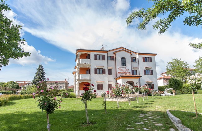 Villa Linet - Foto 1