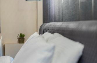 Omega Suites 31 - Photo 23