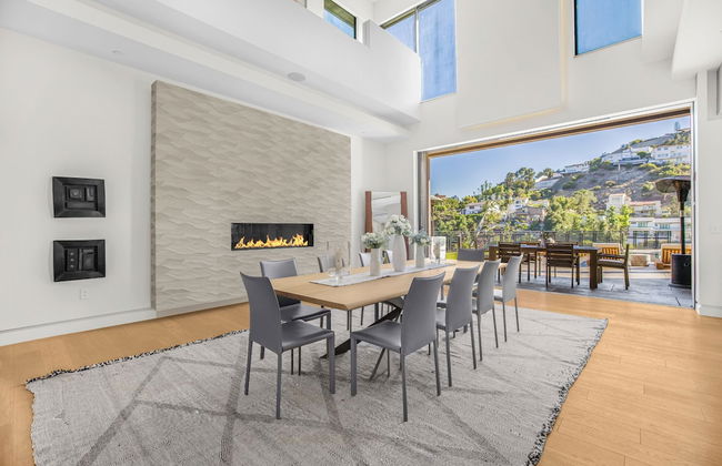 Zorada - Private Hollywood Hills Luxury With Endless Amenities and City Views - Photo 46