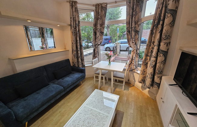 Light 1-bed - London N8 - Free Parking - Fast Wifi - Foto 12