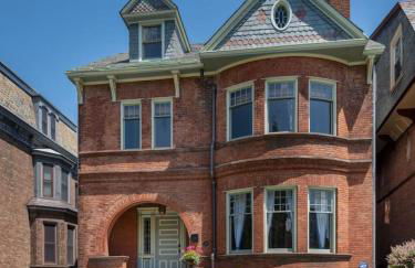 The Grand - The Nicest House in Newburgh - Foto 3