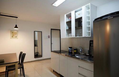 02 - ESTÚDIO NA SAVASSI com Wi-fi, TV, Vaga de garagem, Cozinha completa - Foto 24