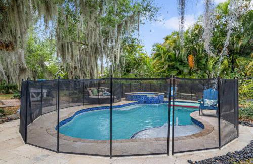 2 Homes • Hot Tubs x2 • Heated Pool • Fire Pit - Foto 35