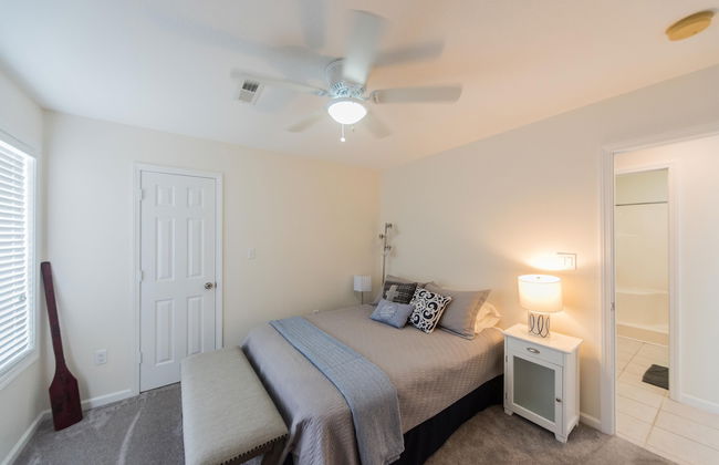 Lake-front Luxury 5bdrm on Kentucky Lake - JZ Vacation Rentals - Foto 2