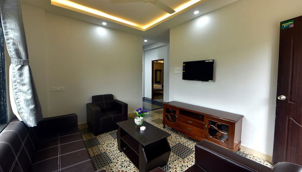 Coin salon dans le hall