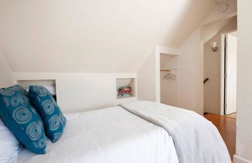 30 PCT OFF! Malibu Serene Cottage with King Bed, Beach, BBQ - Foto 12