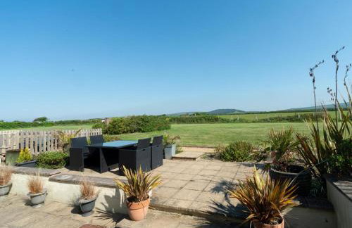 3 Bed in Brighstone oc-ic041 - Photo 15