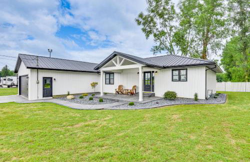 Charming Middlebury Retreat with Patio and Fire Pit - Foto 23