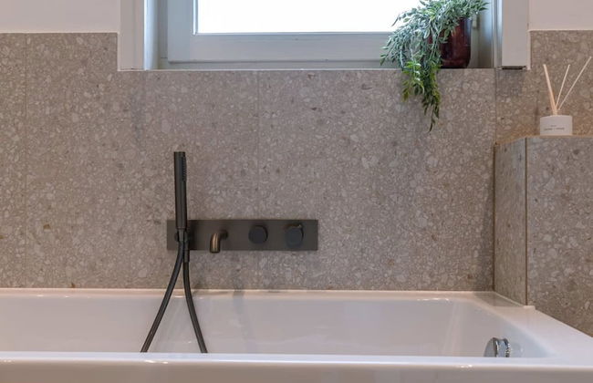 Spacious Bungalow With Garden Near the Beach sea - Photo 21