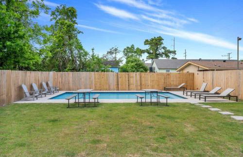 Luxury 4BD with Pool and off street parking - Foto 25