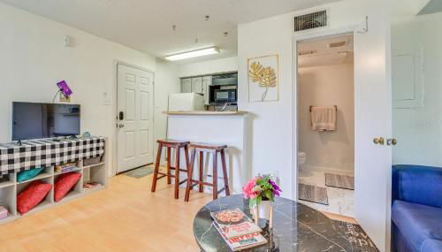 3 Mi to Dtwn Fort Worth! Condo with Hot Tub and Pool - Foto 4