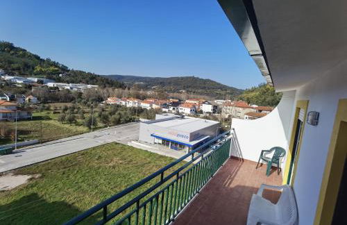 Góis - Belas Vistas na N2 - AL - Foto 8