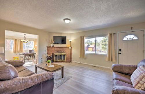 Hike, Bike and Fish Gem with Hot Tub in Woodland Park - Foto 4