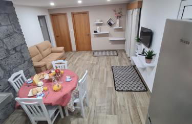 Lucy's Rosegarden - Photo 26