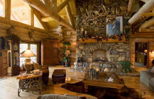 LUXURIOUS TN Mtn Lodge- Sleeps 22+, Hiking & Lake - Photo 40