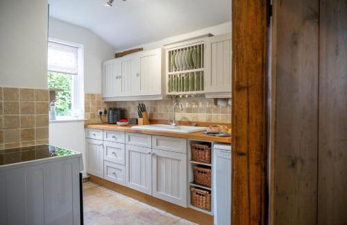 Swift Host - 2 Bedrooms - Period Cottage - Garden - Village Location - Dog Friendly - Foto 10