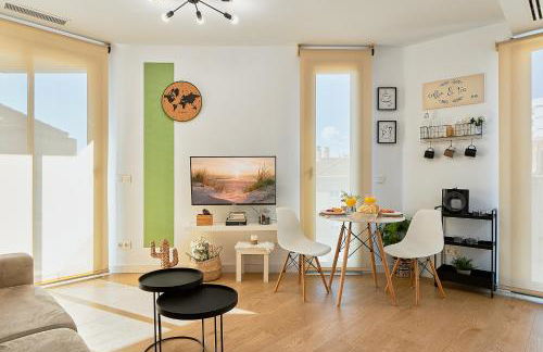 Sunny Elite - Photo 1