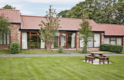 Cobble Cottage - W41945 - Photo 2