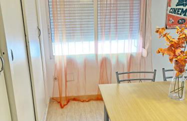 Encantador Muy Céntrico Terraza y AC - Foto 25